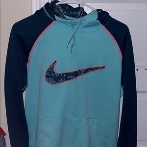 Nike thermafit sweatshirt